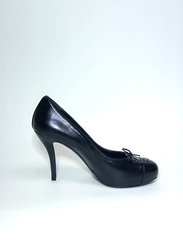 Chanel Black Leather And Patent CC Cap Toe Pumps