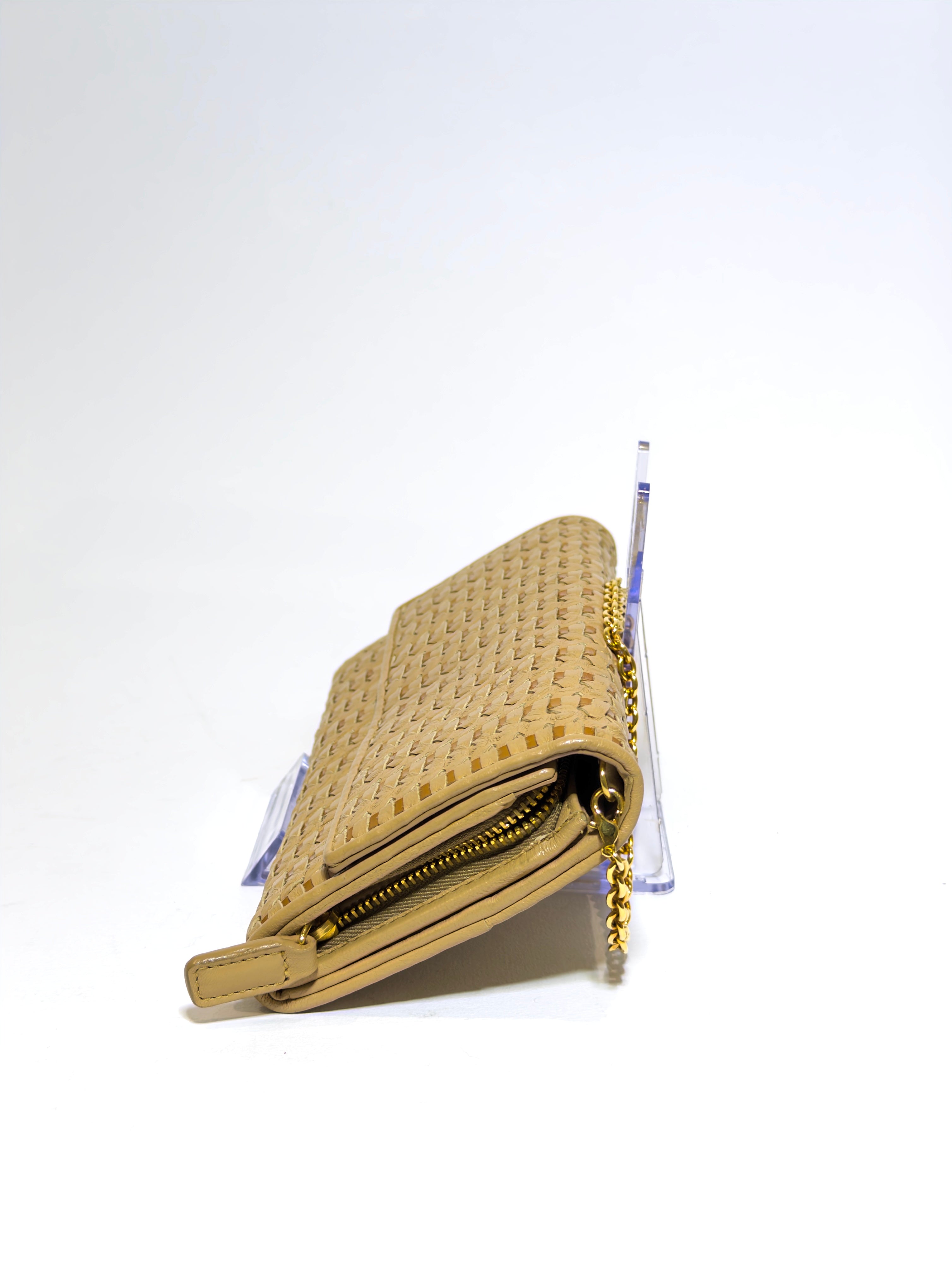 Dior Rendezvous Wallet on Chain