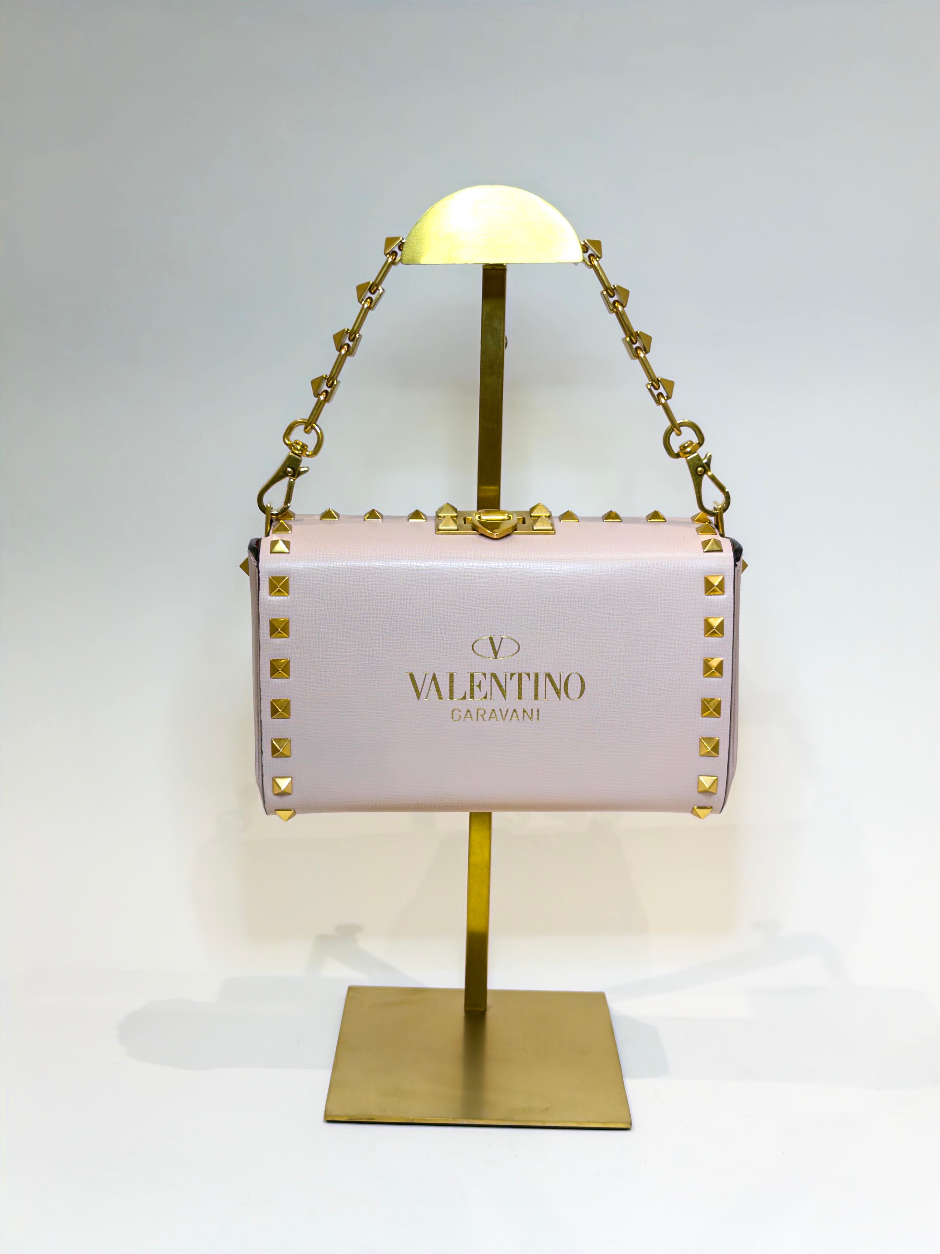 Valentino Garavani Rockstud Alcove Clutch