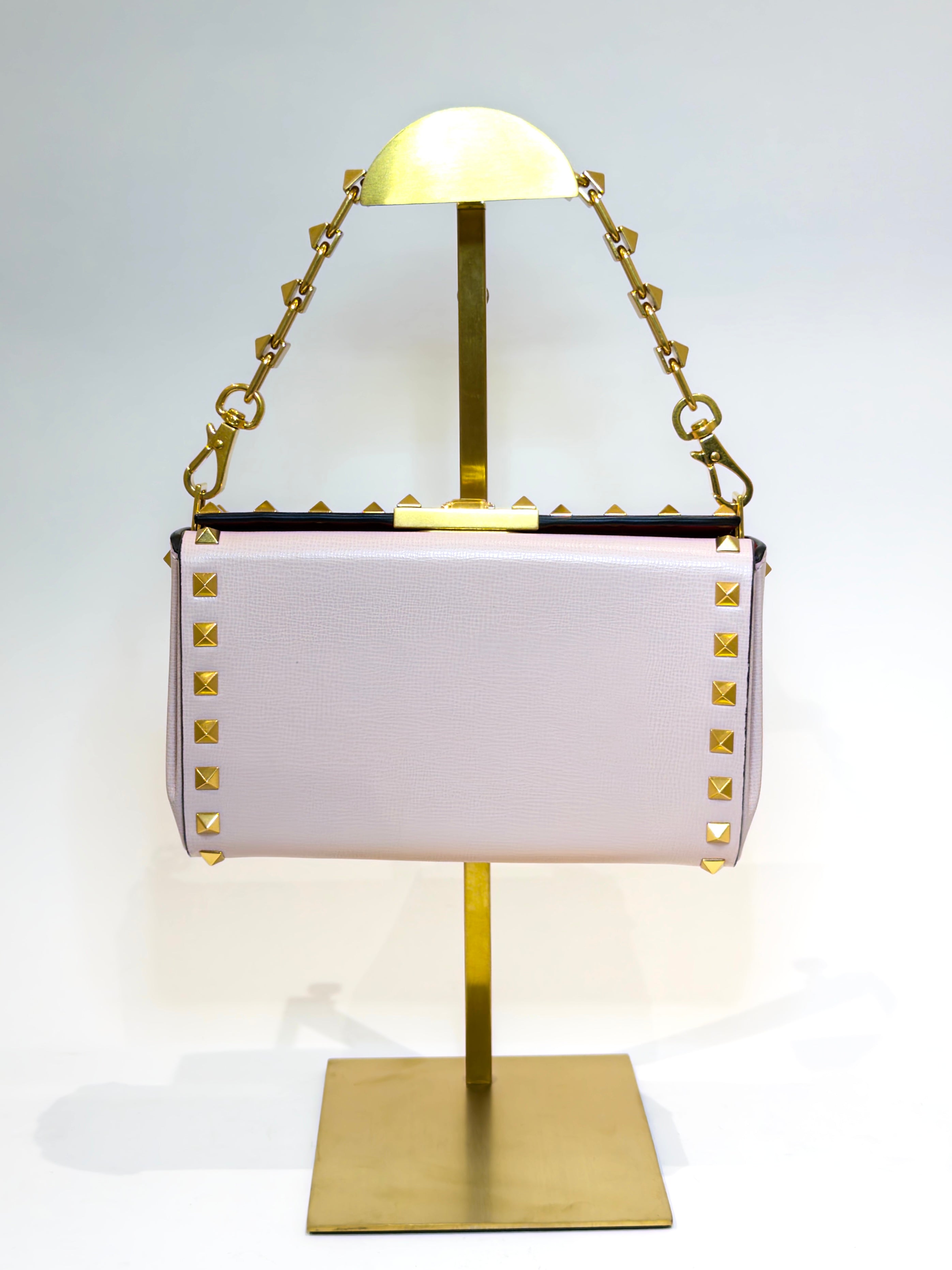 Valentino Garavani Rockstud Alcove Clutch