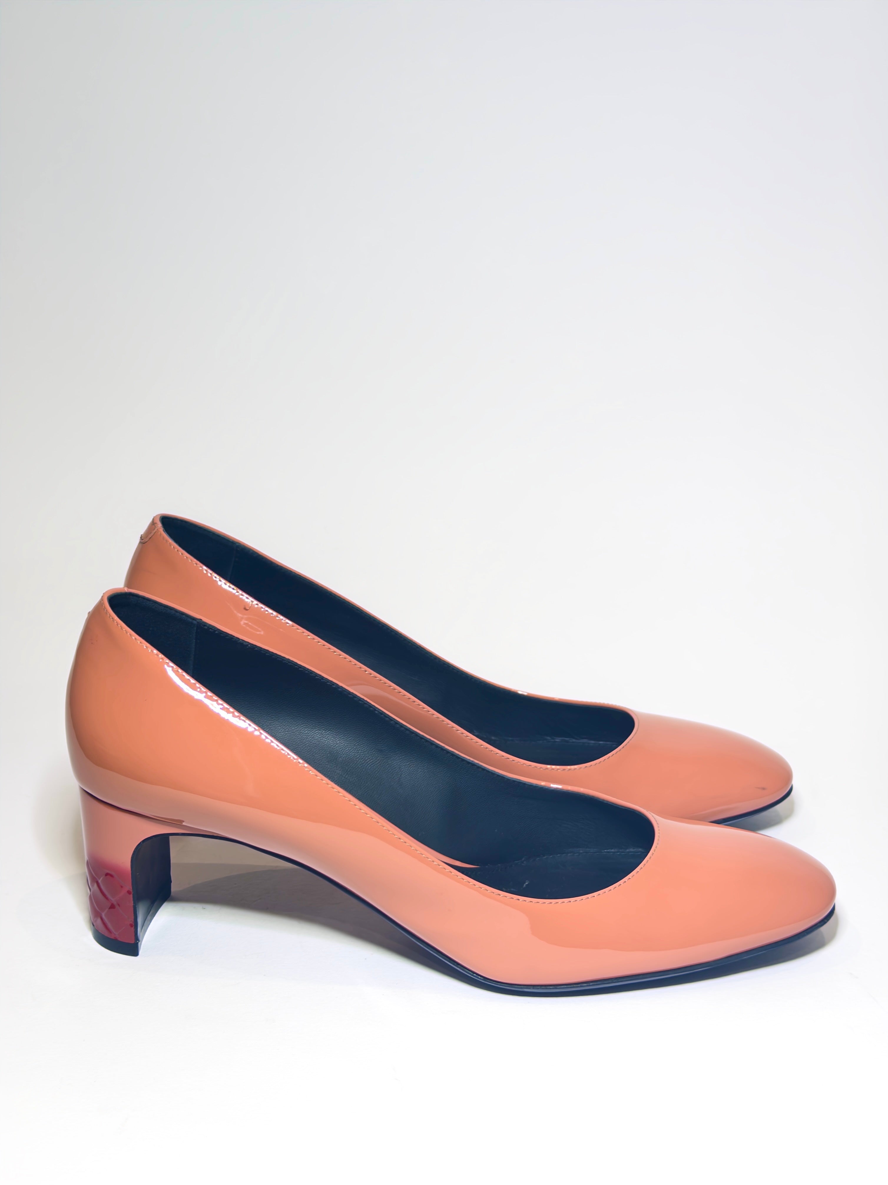 Bottega Veneta Coral Patent Round Toe Pumps