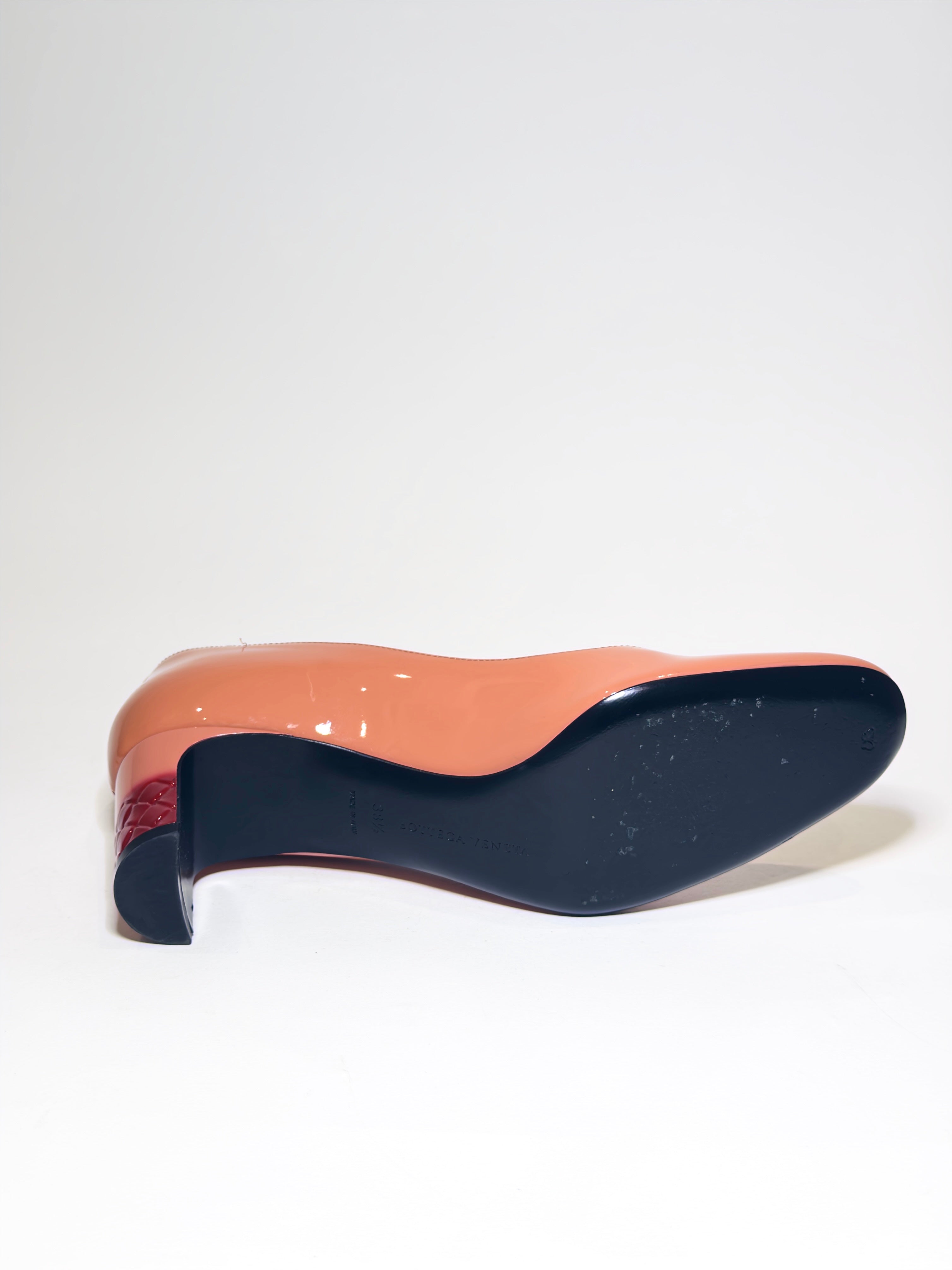 Bottega Veneta Coral Patent Round Toe Pumps