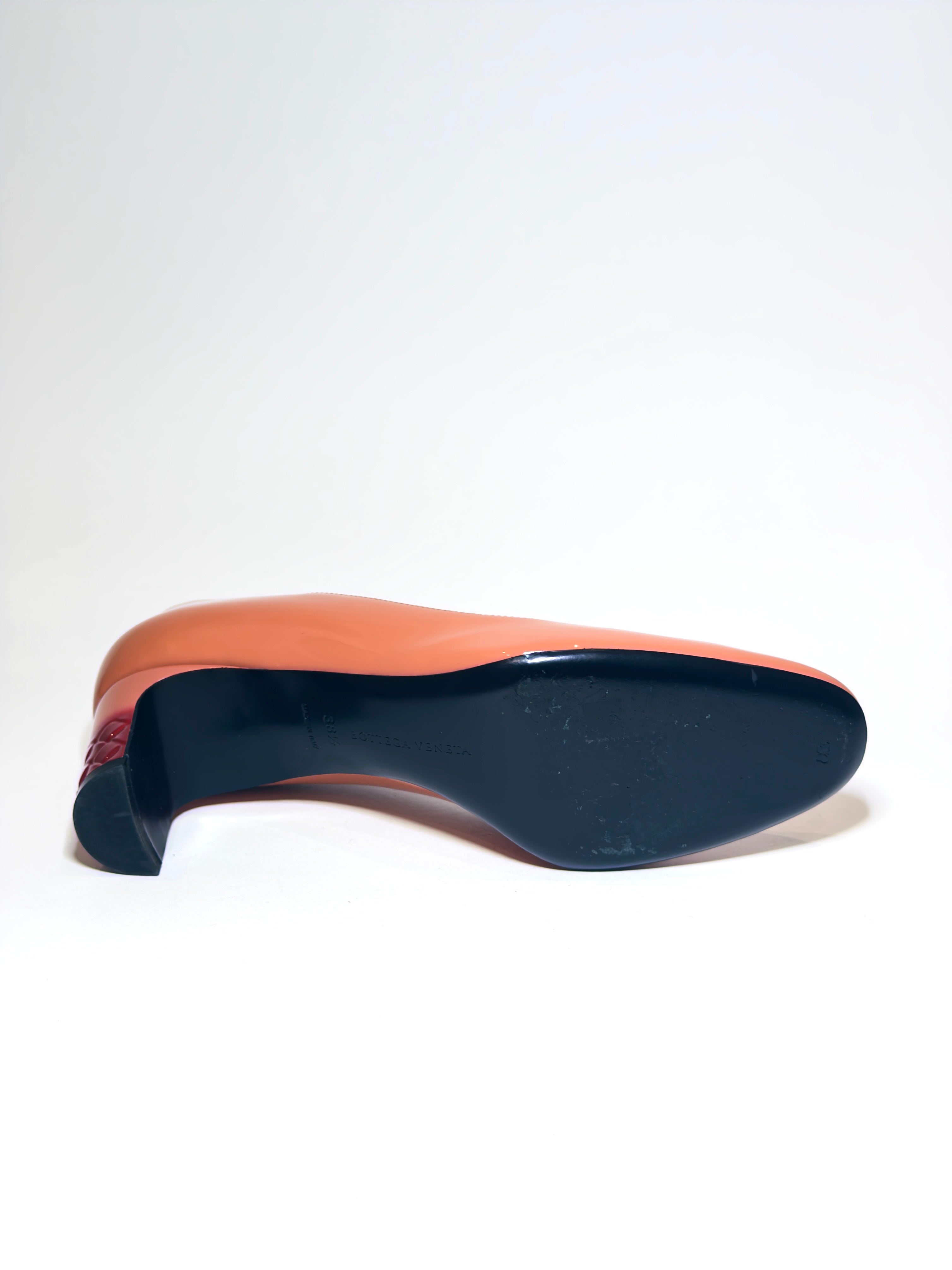 Bottega Veneta Coral Patent Round Toe Pumps
