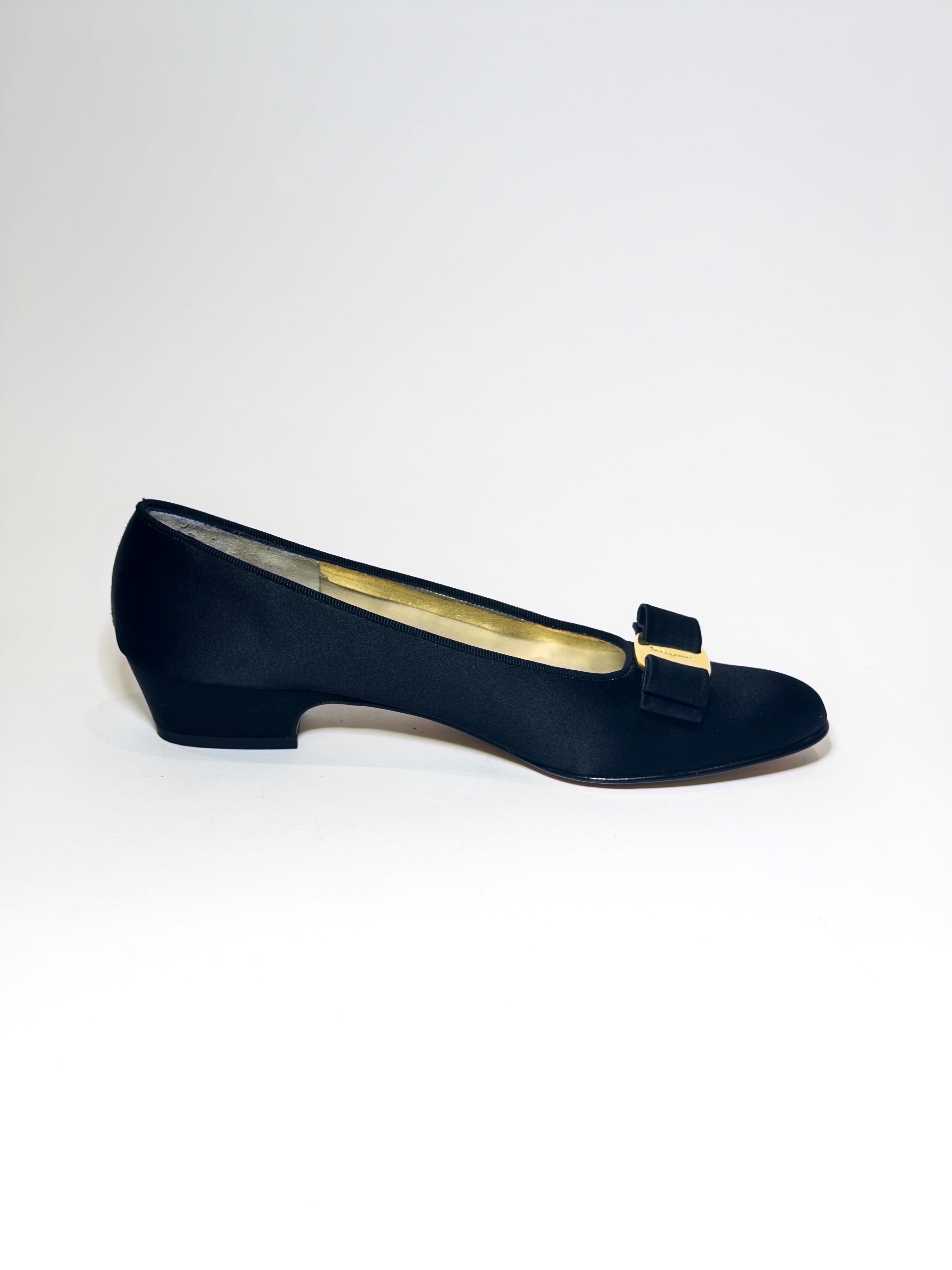 Salvatore Ferragamo Vara Bow Black Satin Pumps