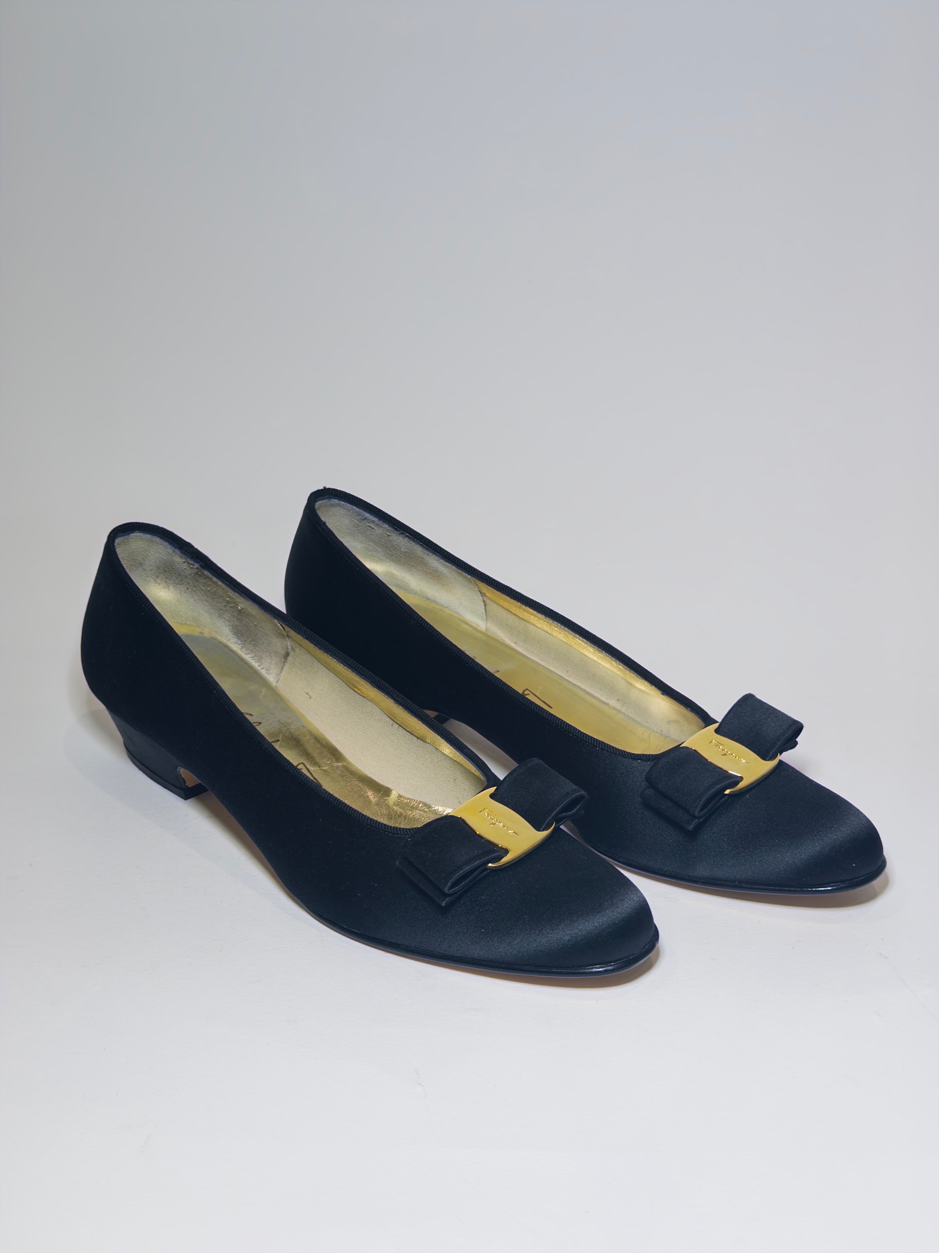 Salvatore Ferragamo Vara Bow Black Satin Pumps