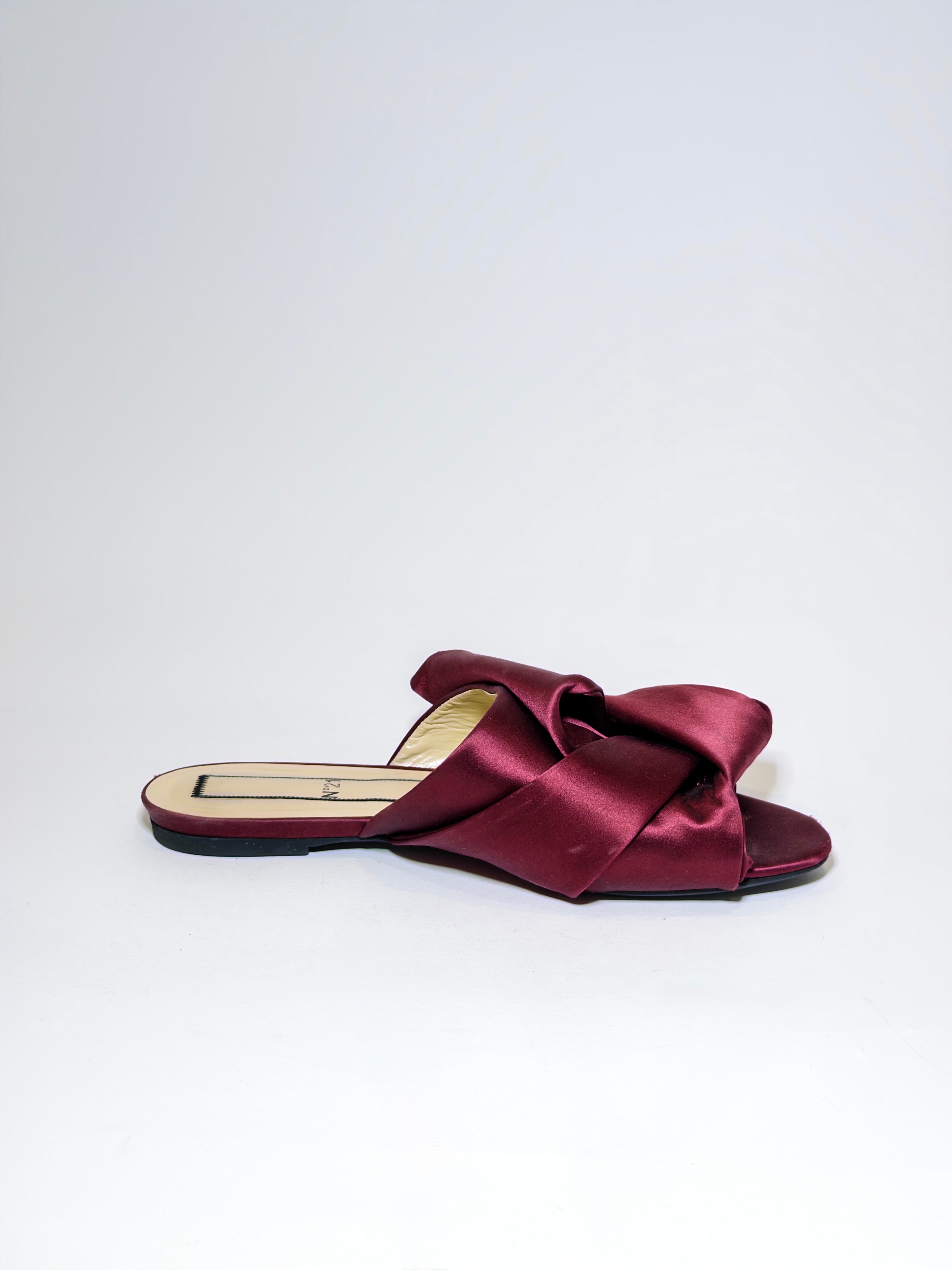 N21 Burgundy Satin Knot Flat Slides