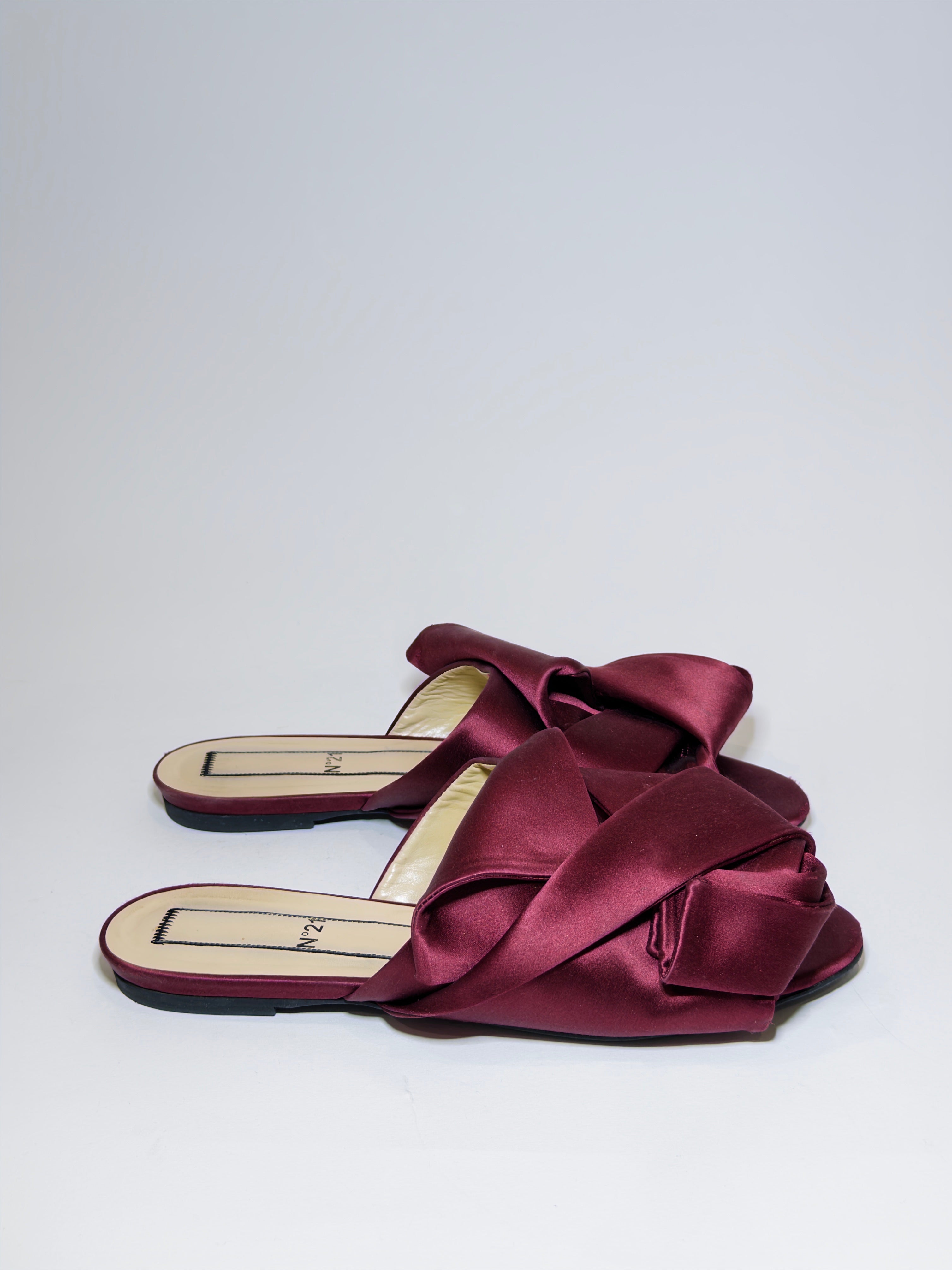 N21 Burgundy Satin Knot Flat Slides