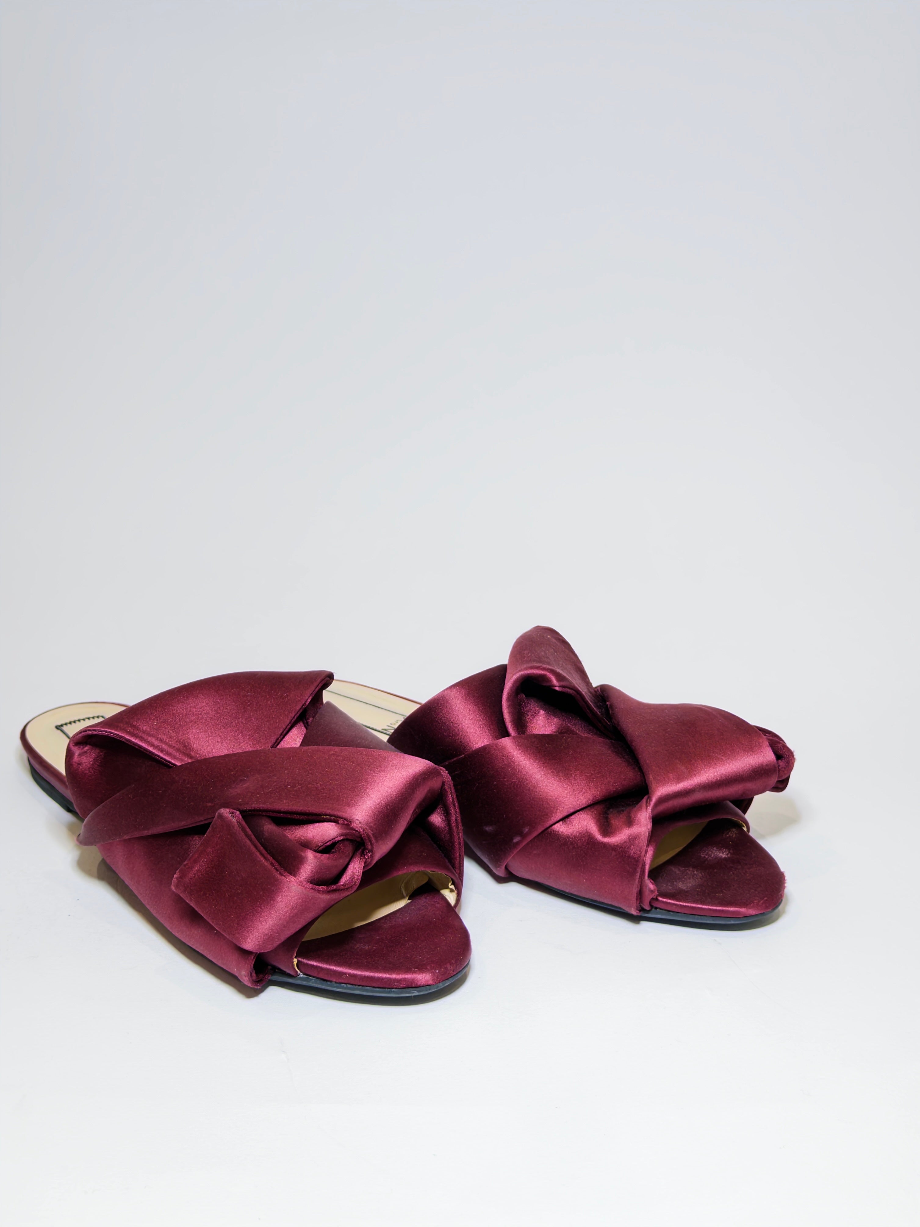 N21 Burgundy Satin Knot Flat Slides