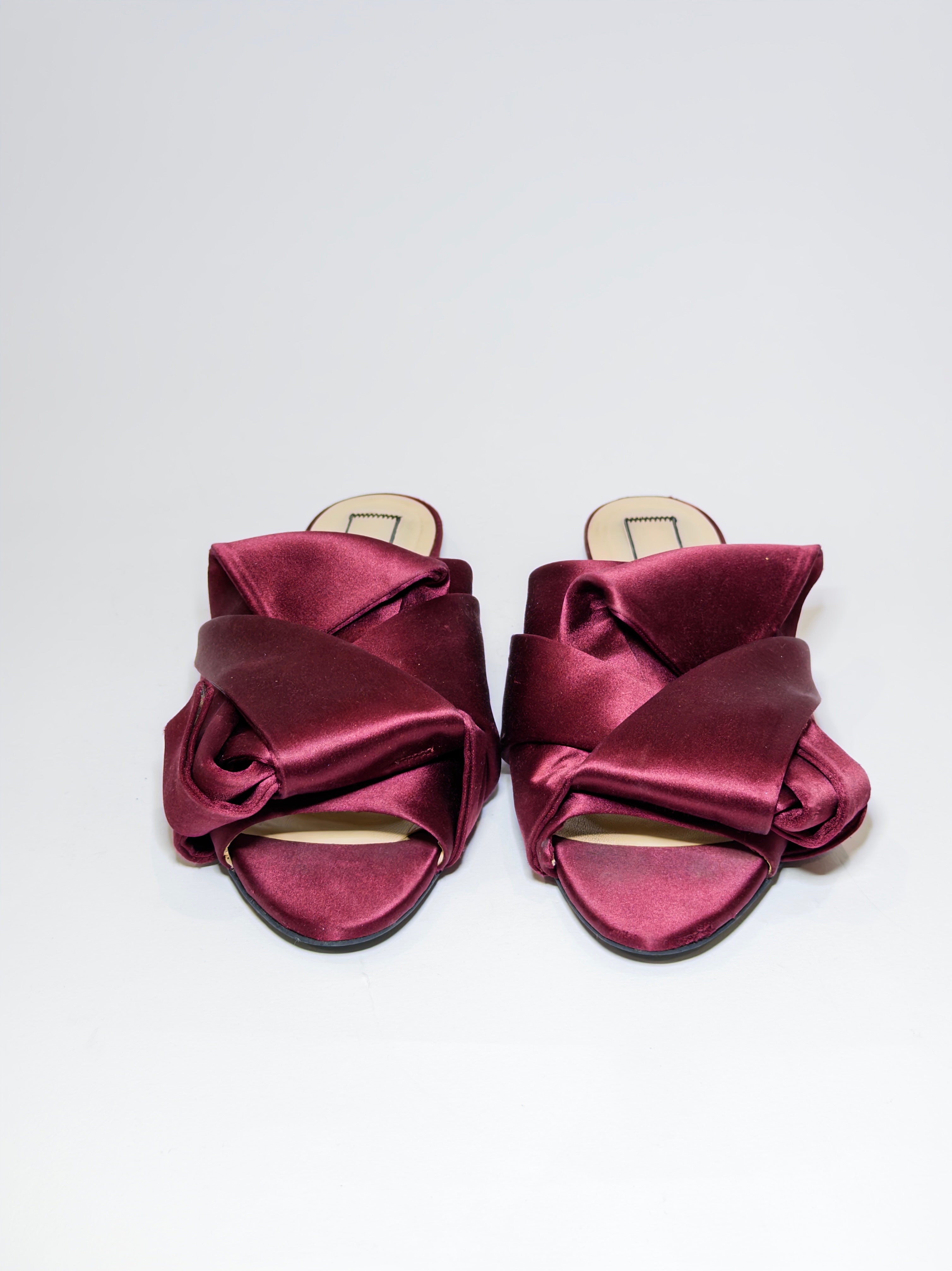 N21 Burgundy Satin Knot Flat Slides
