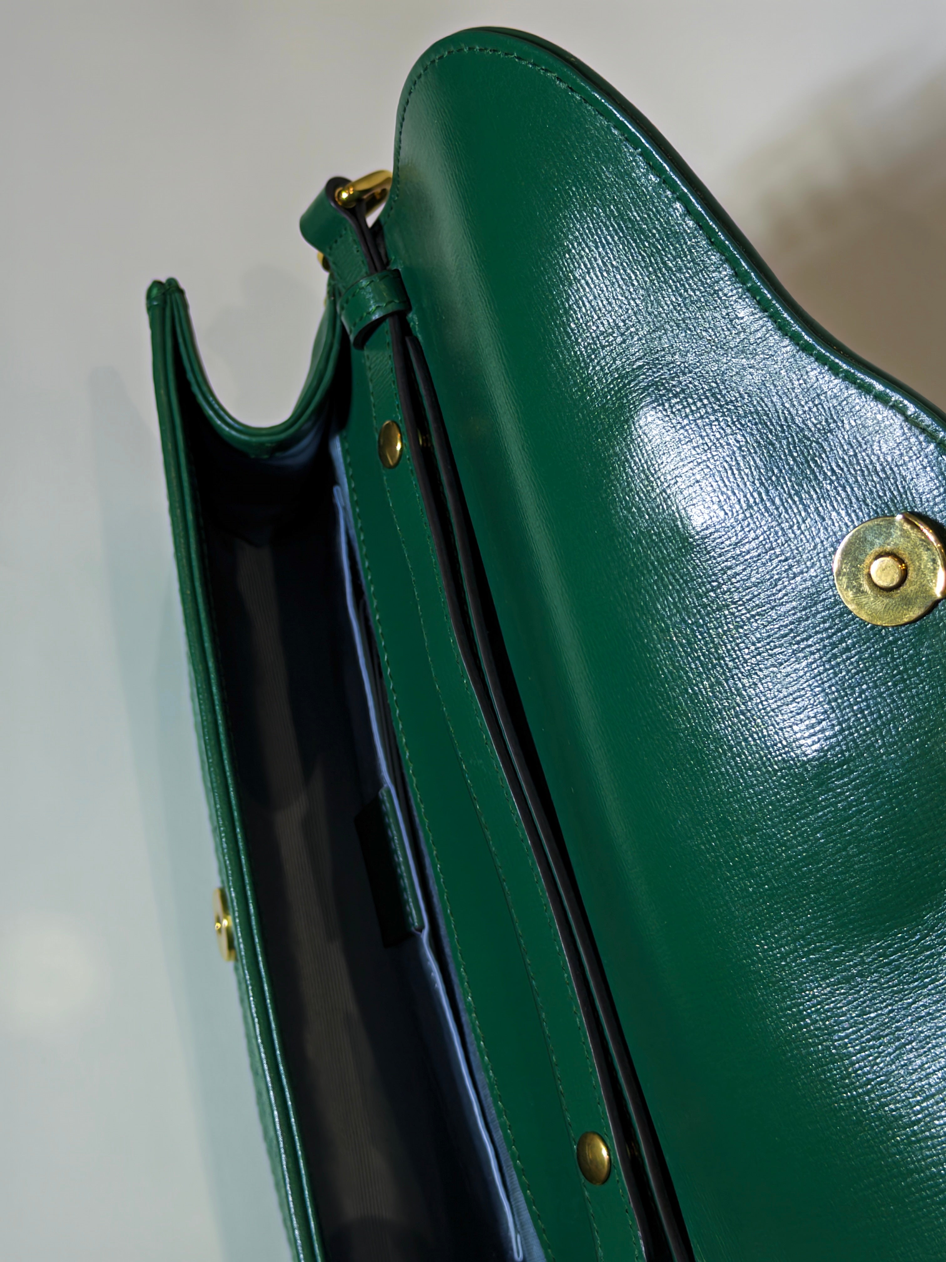 Gucci Green Raffia Horsebit Chain Shoulder Bag