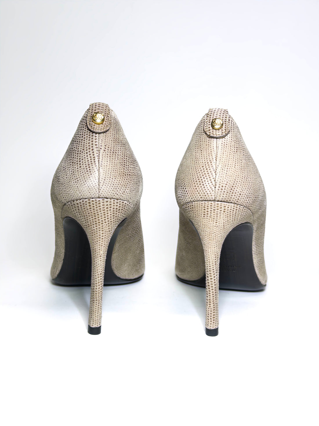 Stuart Weitzman Grey Textured Suede Pointed Toe Pumps