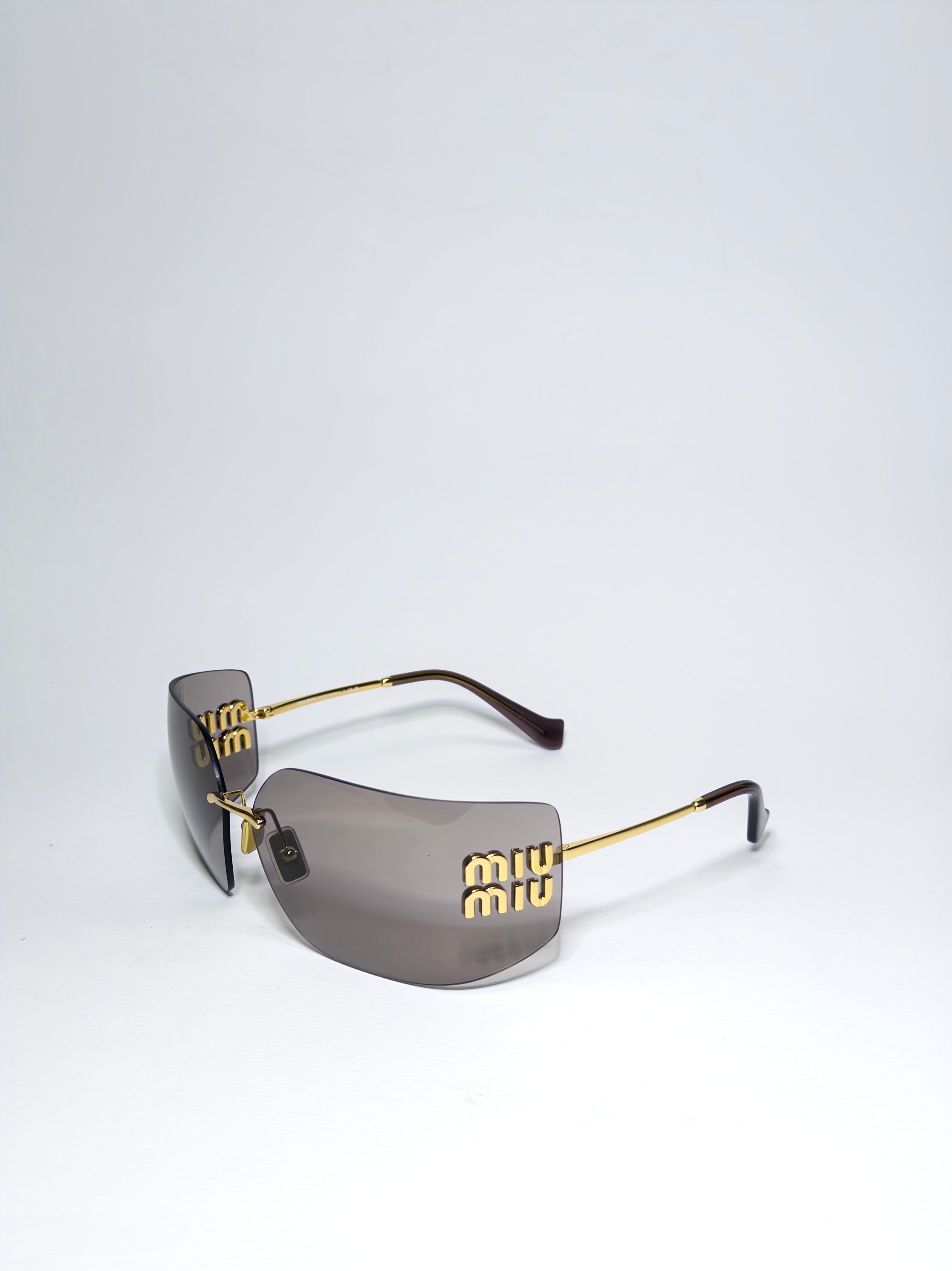 Miu Miu 54YS Runaway Sunglasses