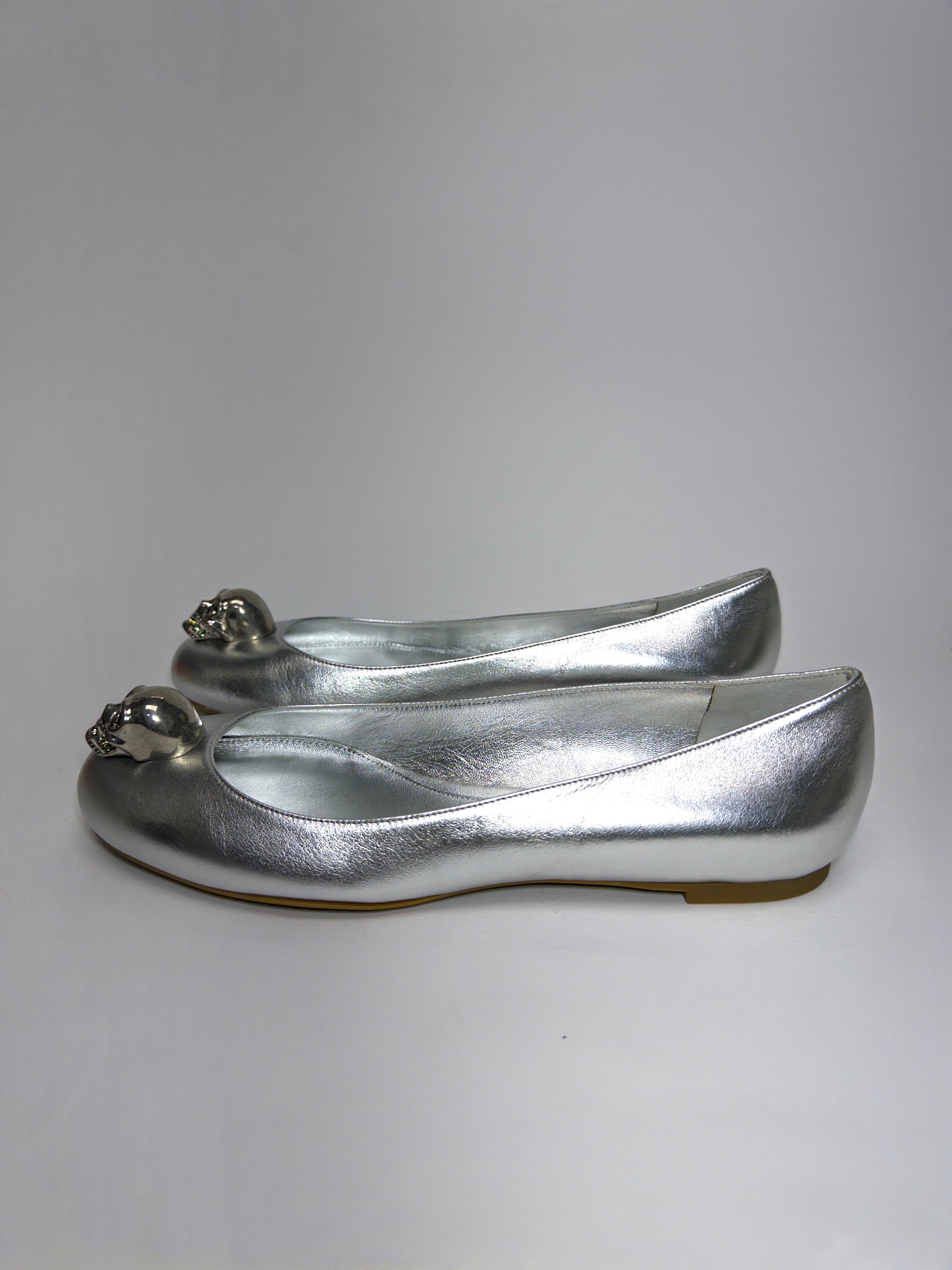 Alexander McQueen Silver Leather Skull City Ballet Flats